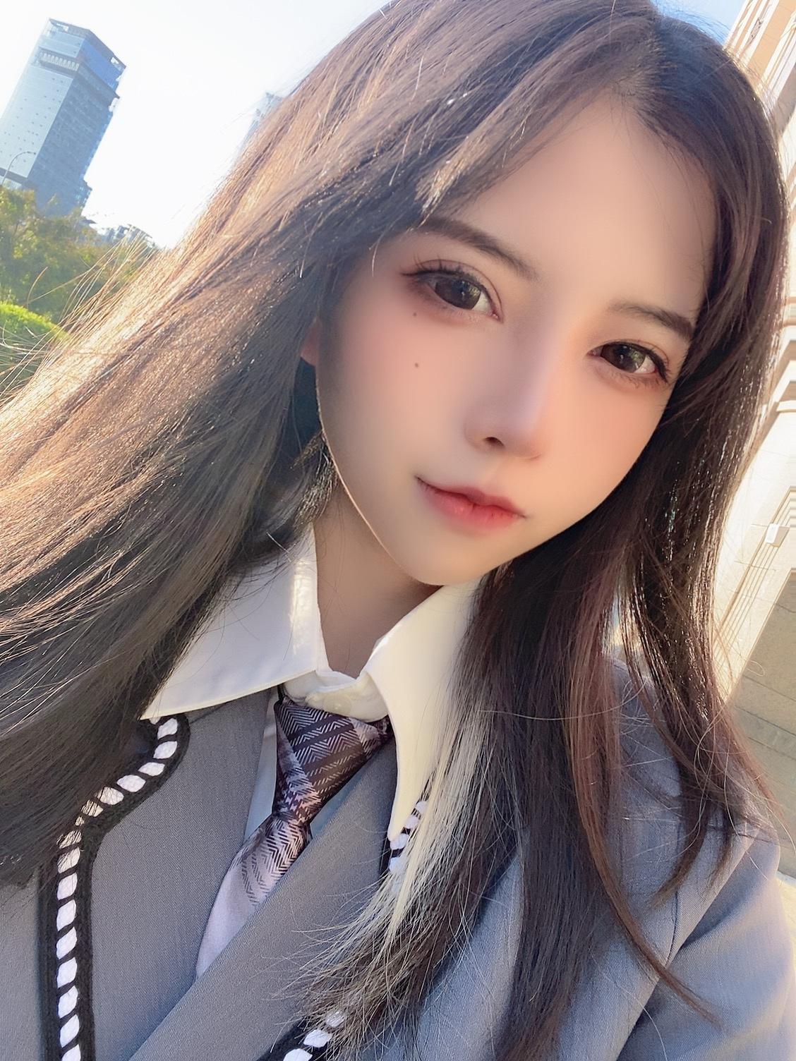阳光下的你，永远这么好看